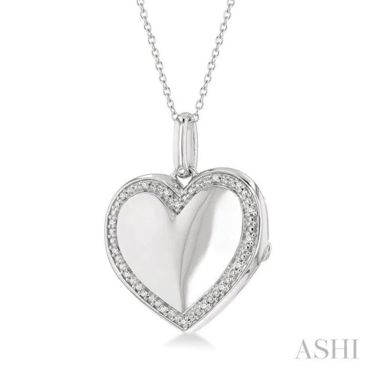 1/10 Ctw Heart Shape Round Cut Diamond Keepsake Locket Pendant With Chain in Sterling Silver