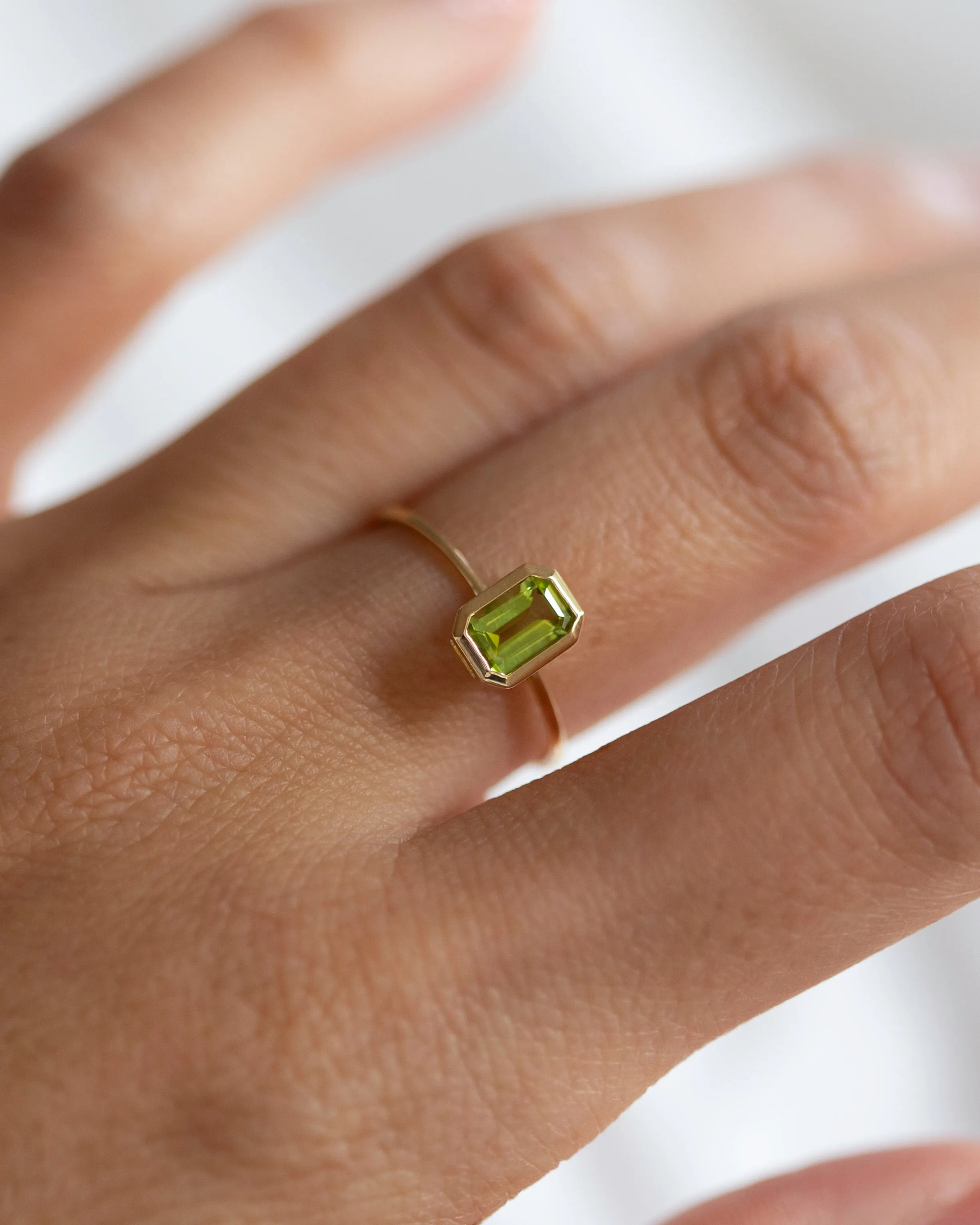 14k gold peridot august birthstone ring