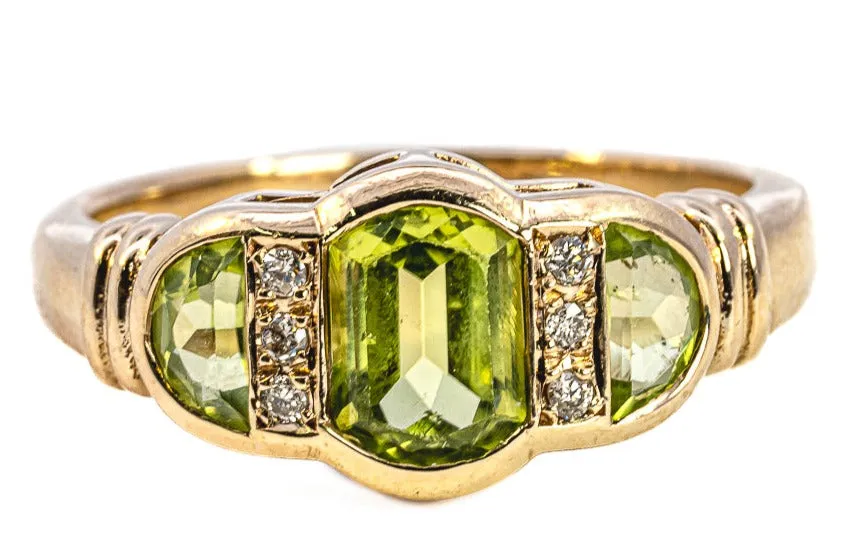 9ct Yellow Gold Peridot and Diamond Ring