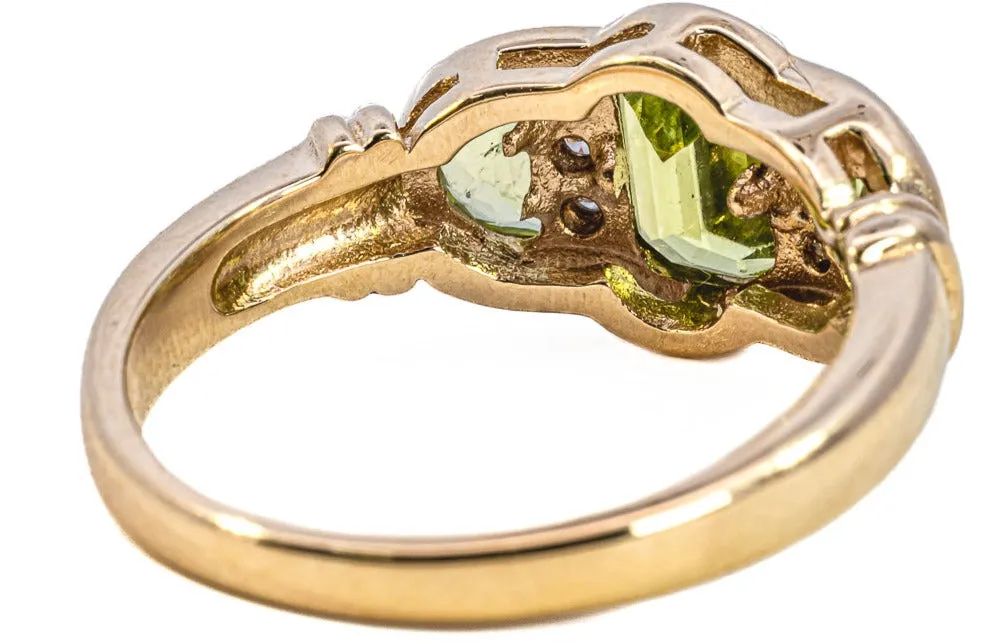 9ct Yellow Gold Peridot and Diamond Ring