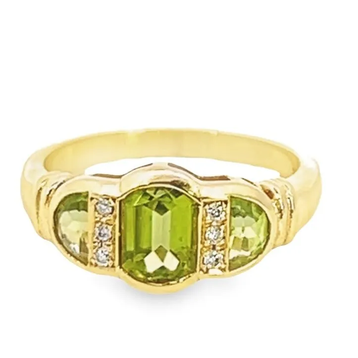 9ct Yellow Gold Peridot and Diamond Ring