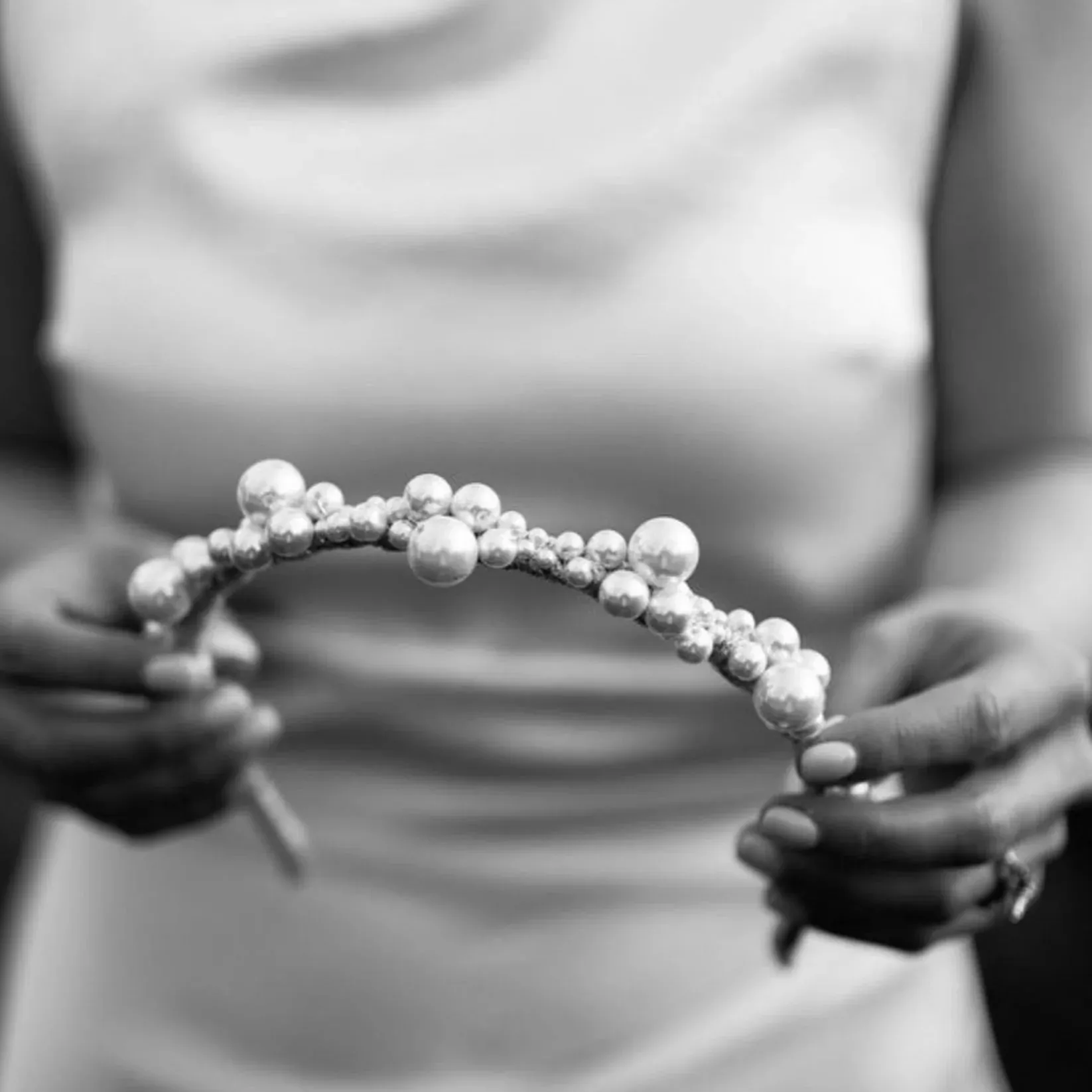 A'el Este - Charlotte - Bridal Pearl Headband - Silver