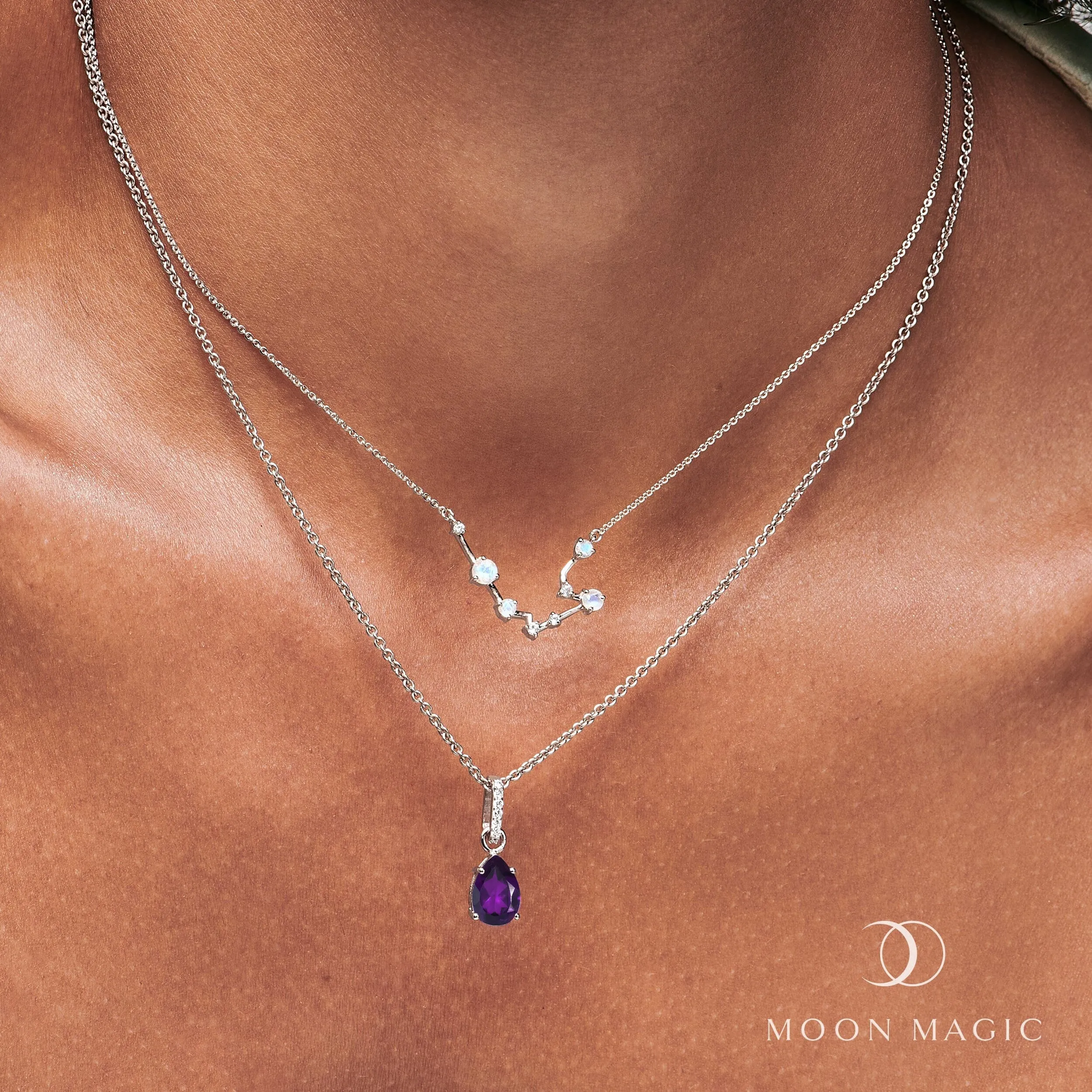 Aquarius Zodiac Constellation & Amethyst Sway