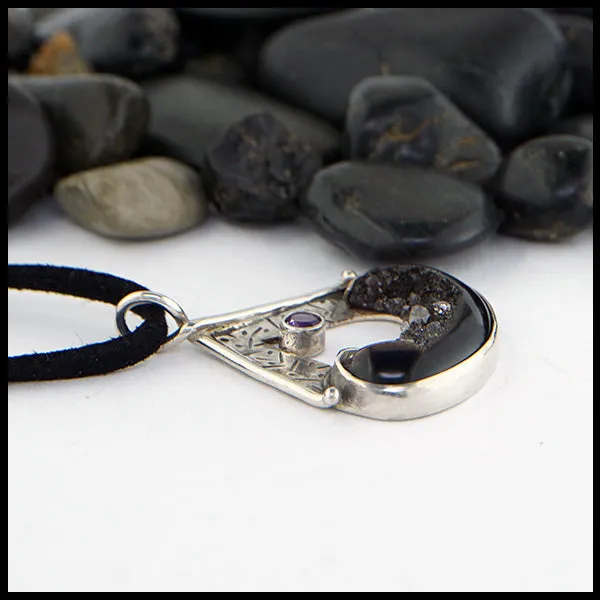 Druzy Onyx and Amethyst Pendant