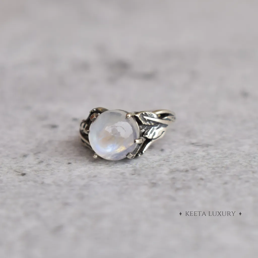 Earthy Leaf - Moonstone Ring