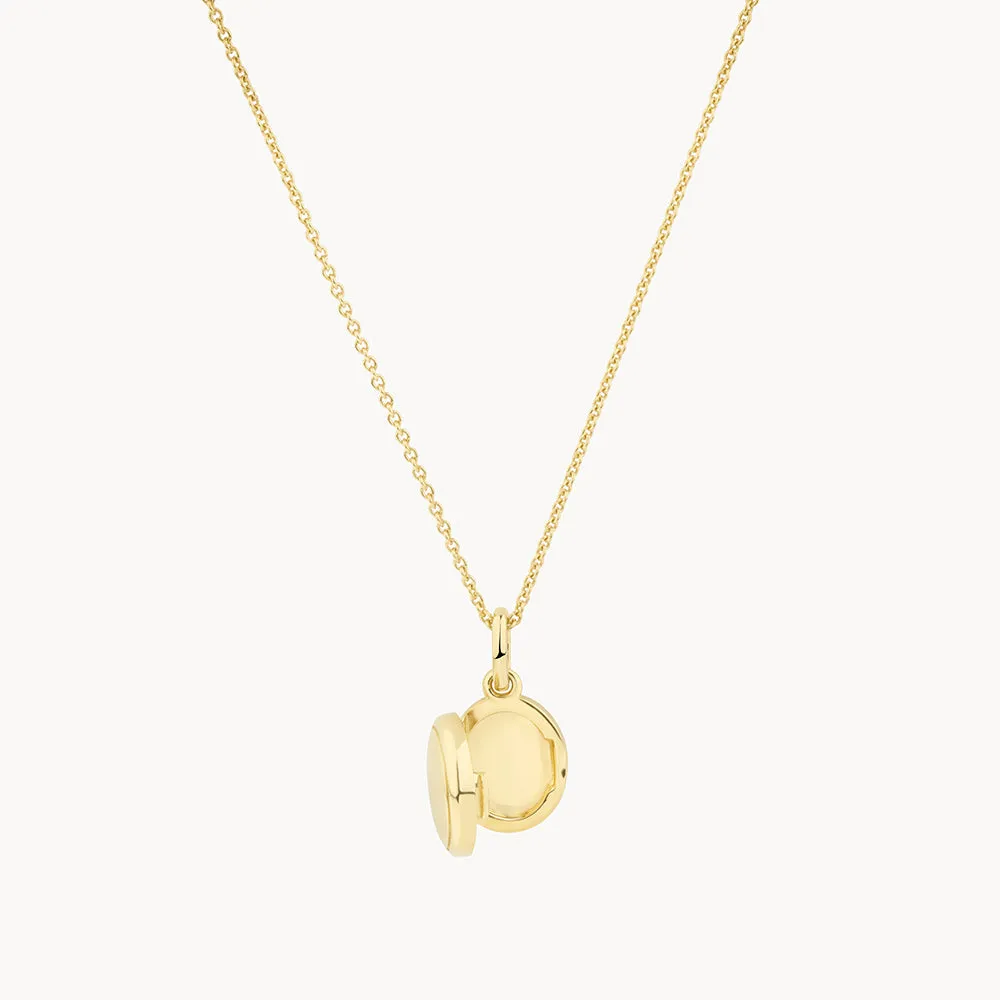 Engravable Oval Mini Locket Necklace in Gold