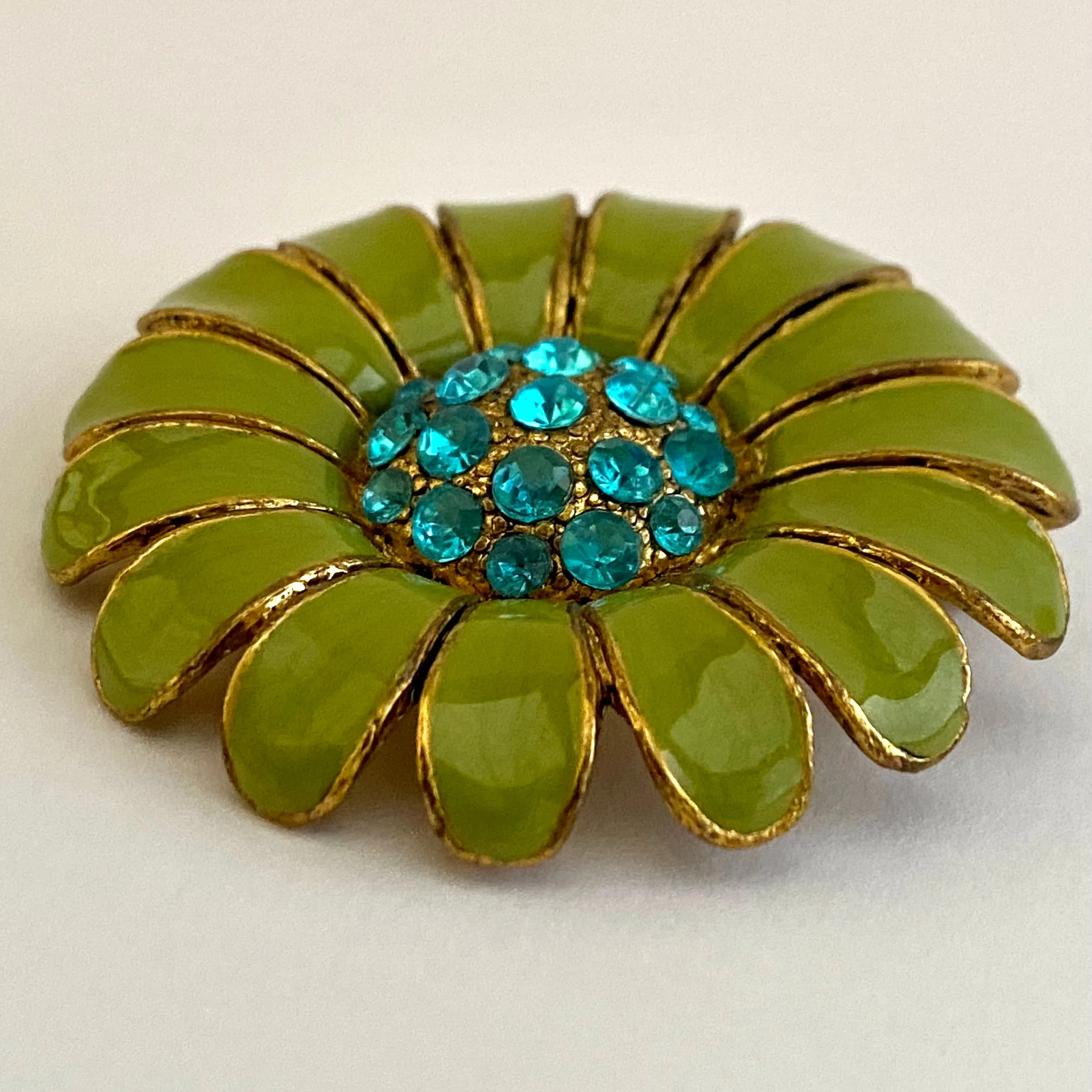 Late 60s/ Early 70s Rhinestone Flower Brooch