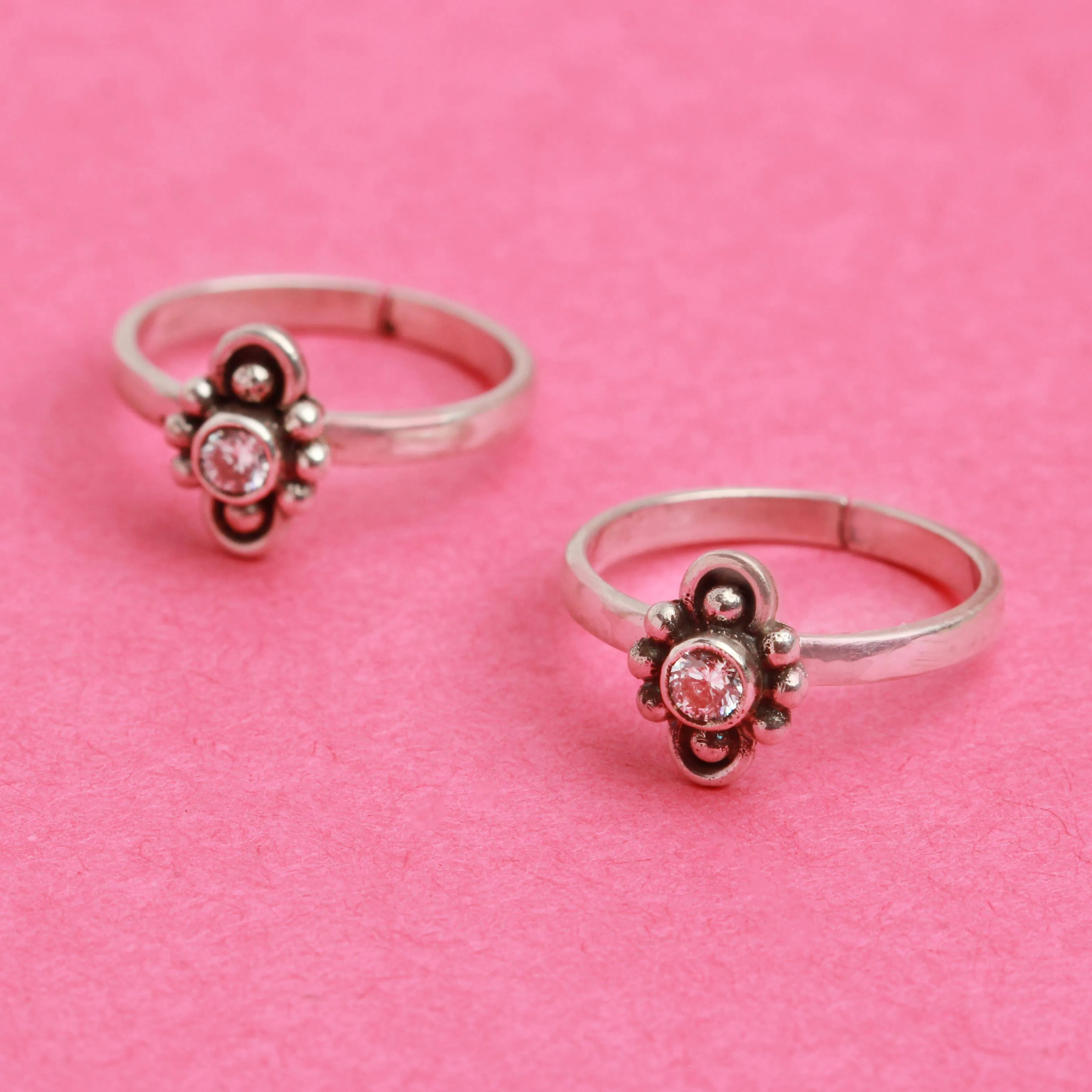 Little Flower Stone Toe Ring (Pair)