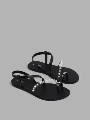 LUNA BLU Black Pearl Accent Toe Ring Sandals