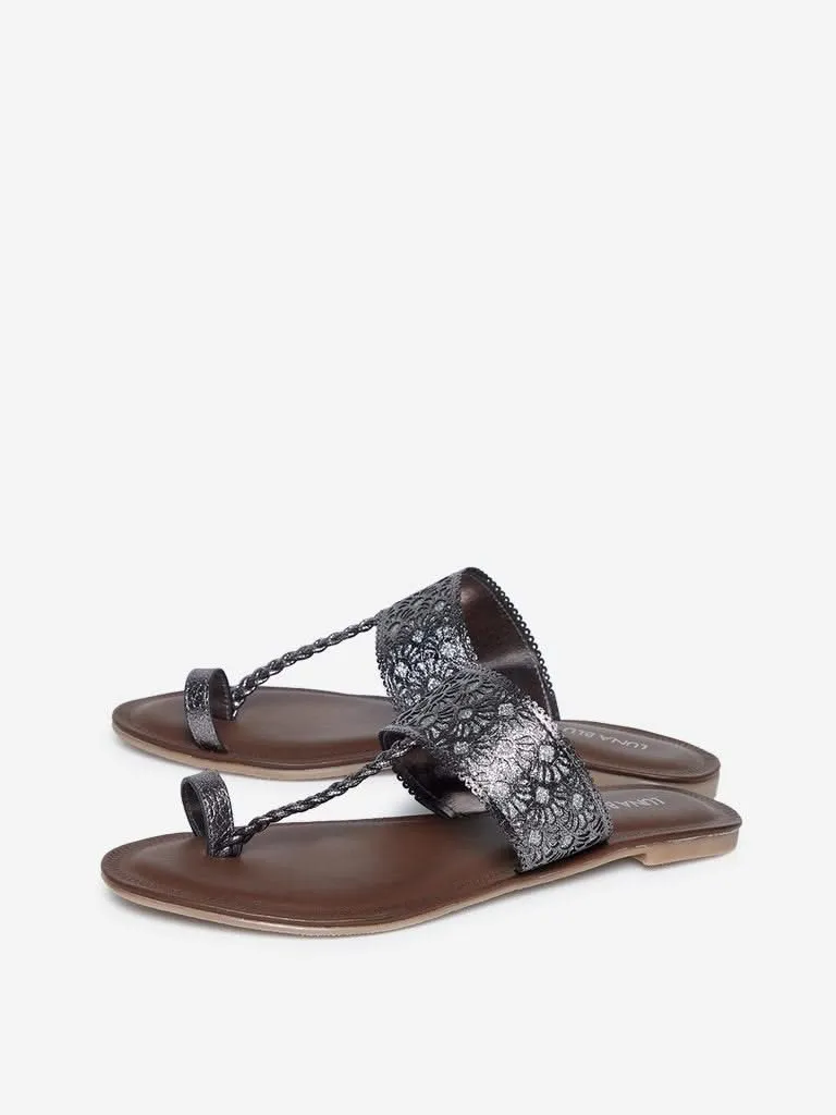 LUNA BLU Pewter Lasercut Kolhapuri Sandals