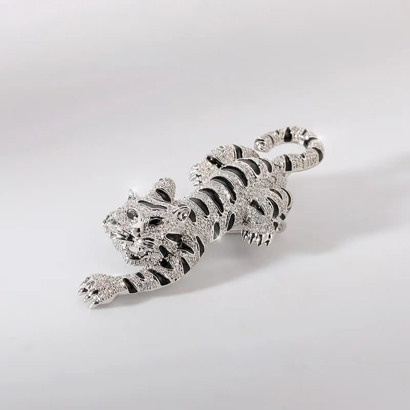 Men's Sultry Climbing Tiger Brooch