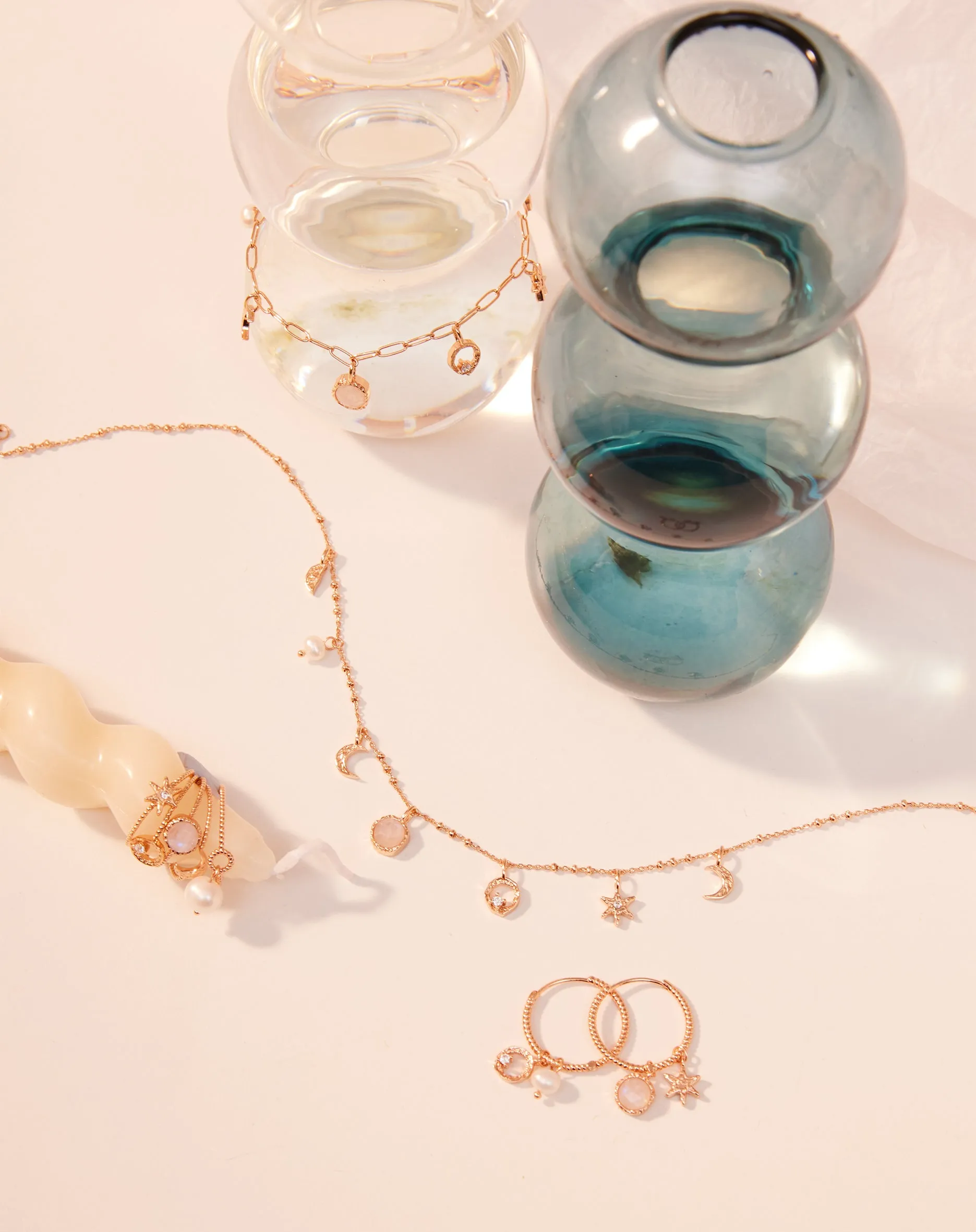 (Pre-order) Moonstone & Freshwater Pearl Gold Dainty Choker - Moonlight