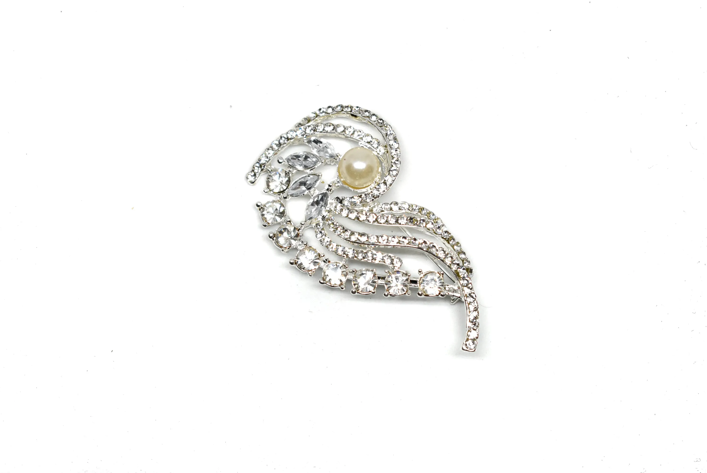 Rhinestone Pin Brooch with Pearl 3"x 2.50" - 1 Piece