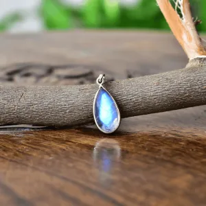 Teardrop Treasure - Moonstone Necklace