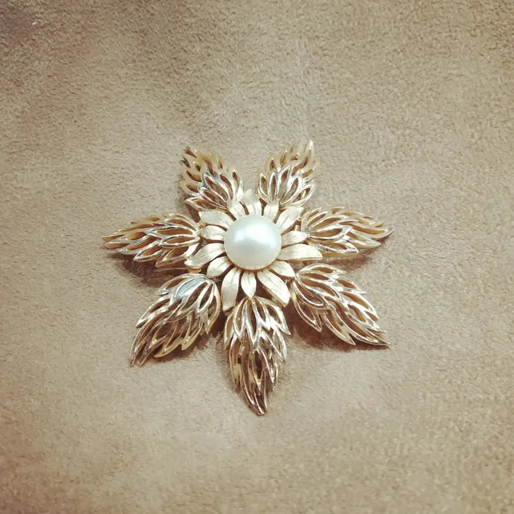 Trifari Statement Vintage Pearl Flower Brooch