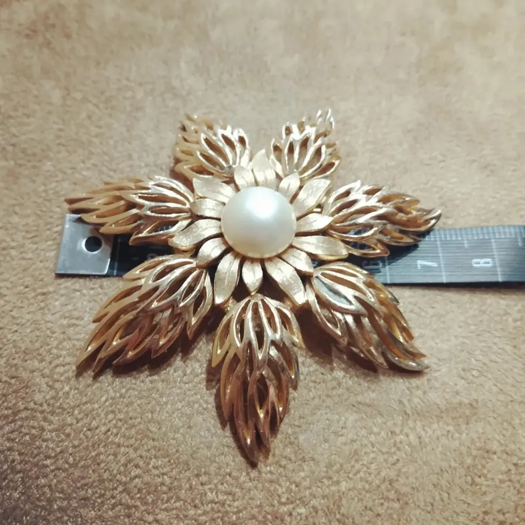 Trifari Statement Vintage Pearl Flower Brooch